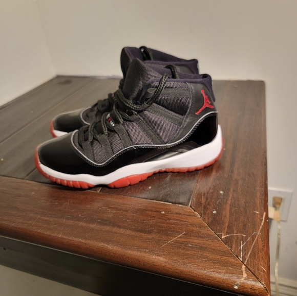 Jordan 11 - Picture 4 of 9